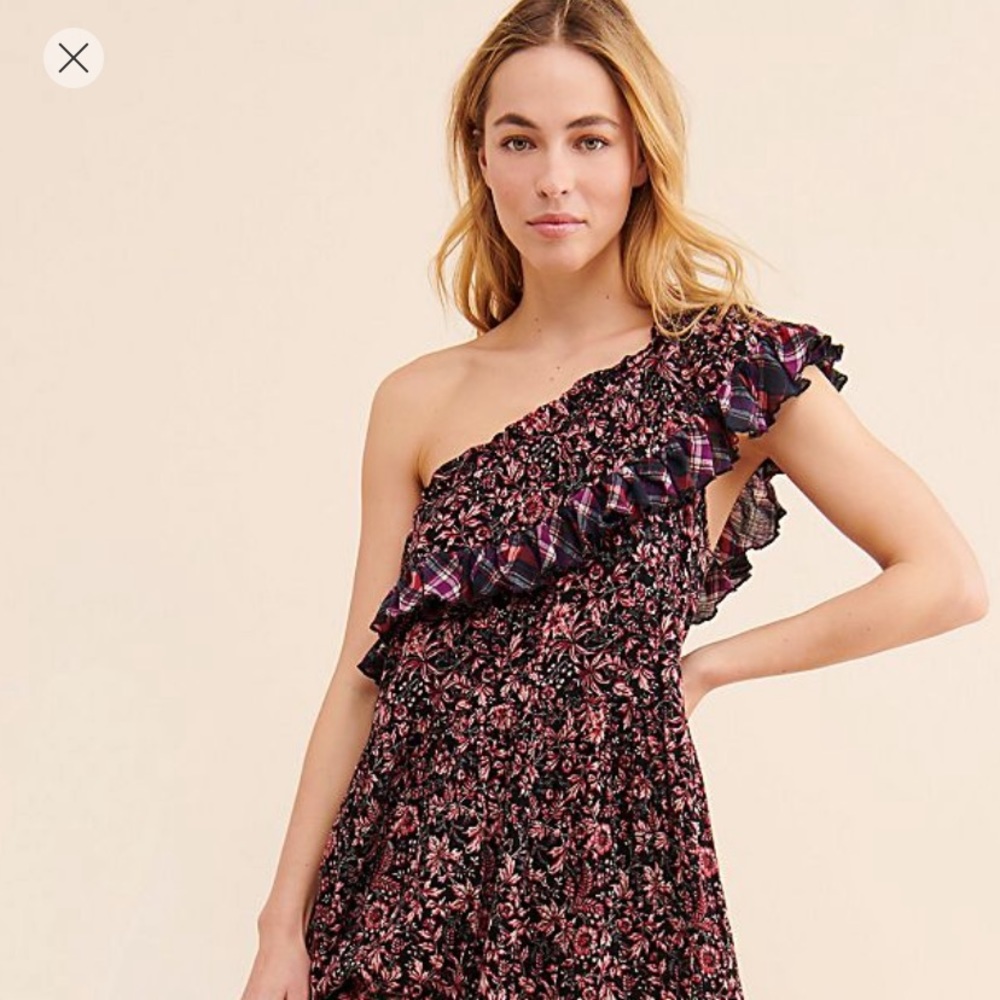 FREE PEOPLE WHAT ABOUT LOVE ONE SHOULDER FLOWY PLAID MAXI DRESS BLACK MOTIF M - Picture 3 of 16